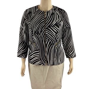 Chico’s Travelers Collection Zip Front Jacket Zebra Print Black White Size L